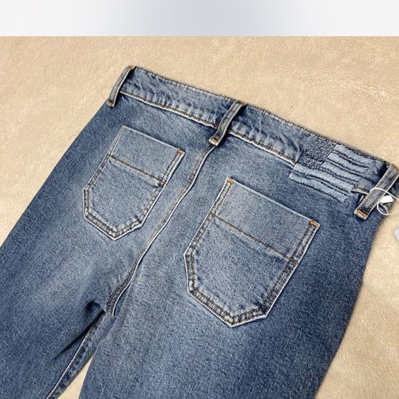 Revive Roxie low Rise Jeans - Picture 4 of 5